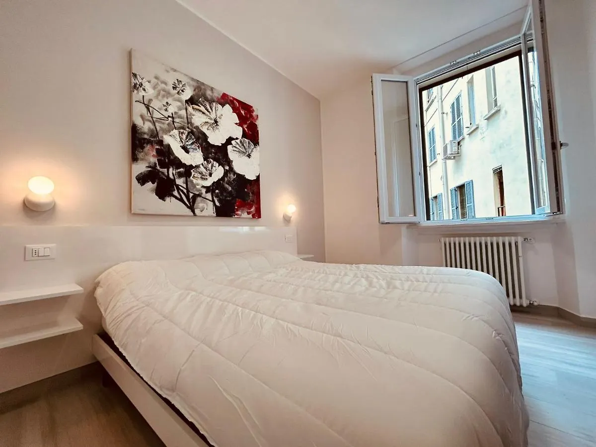 Apartment Kibilu - Viale Abruzzi - Shopping Area Buenos Aires - Near City Centre Milan