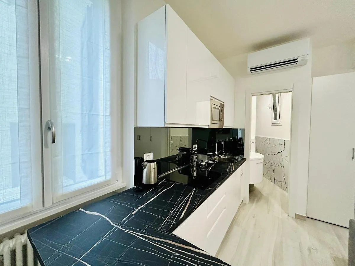 Apartment Kibilu - Viale Abruzzi - Shopping Area Buenos Aires - Near City Centre Milan